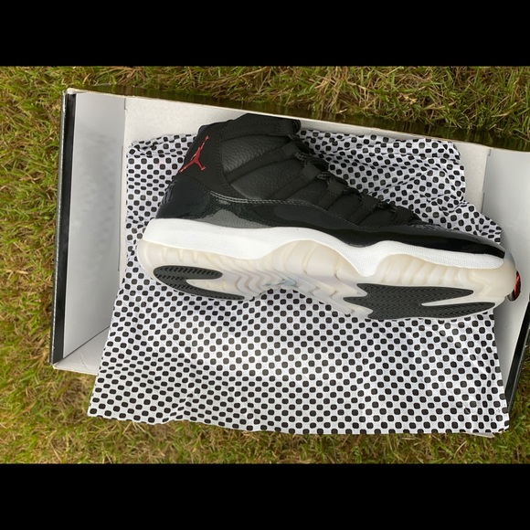 Jordan 11 72-10 brand new size 10 - Picture 3 of 8